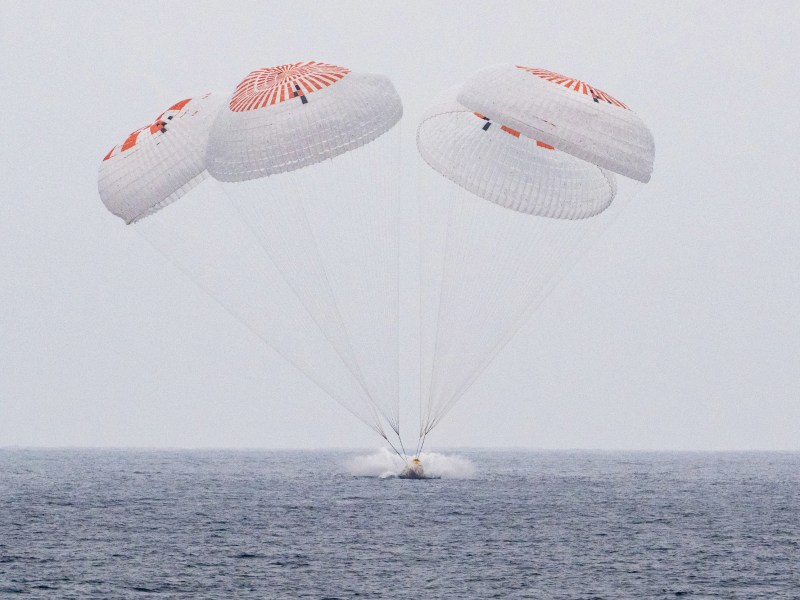 Crew-10 splashdown